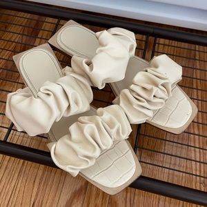 Circus by Sam Edelman Sandals size 9